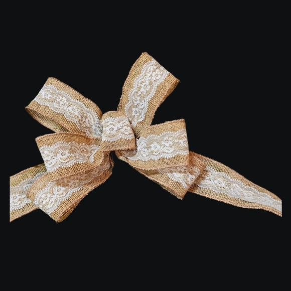 Farmhouse All Season Wreath - Picture 5 of 8